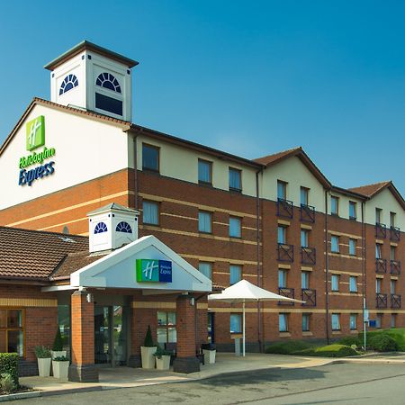 Holiday Inn Express Derby Pride Park By Ihg Dış mekan fotoğraf